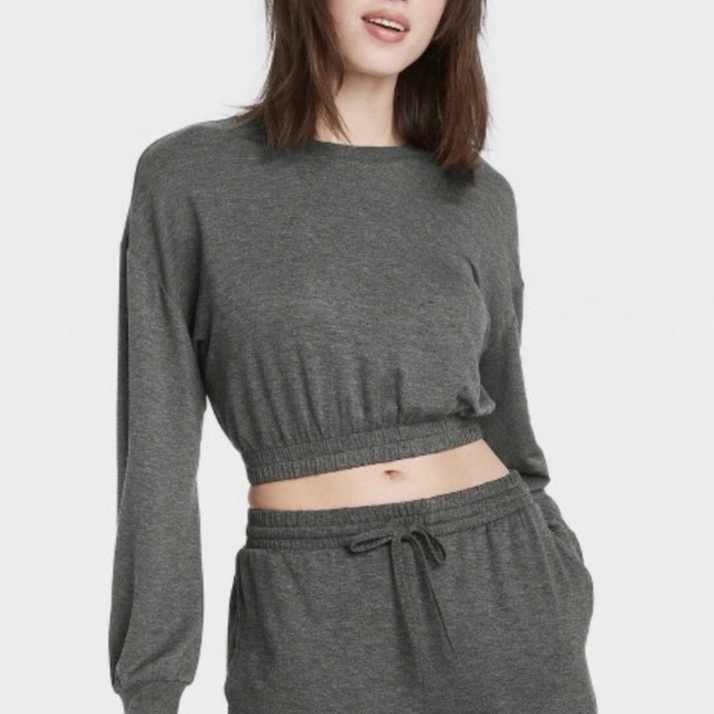 Colsie Charcoal Cropped long sleeve top – Size XS, Balloon Sleeves